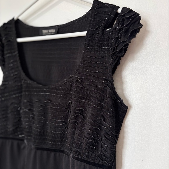 ✨Terra Nostra Textured Cap Sleeve Top - Size M - Picture 3 of 6